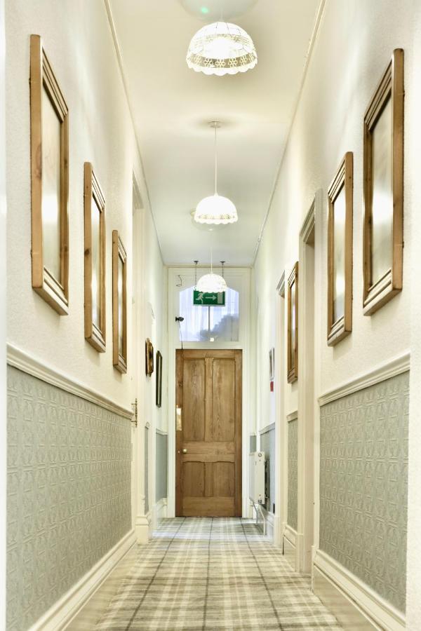 The Buckley Arms Hotel Dinas Mawddwy Екстериор снимка