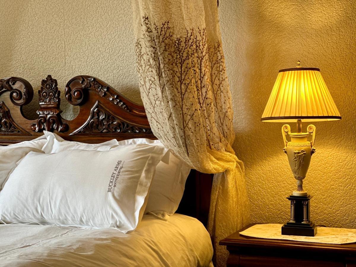 The Buckley Arms Hotel Dinas Mawddwy Екстериор снимка